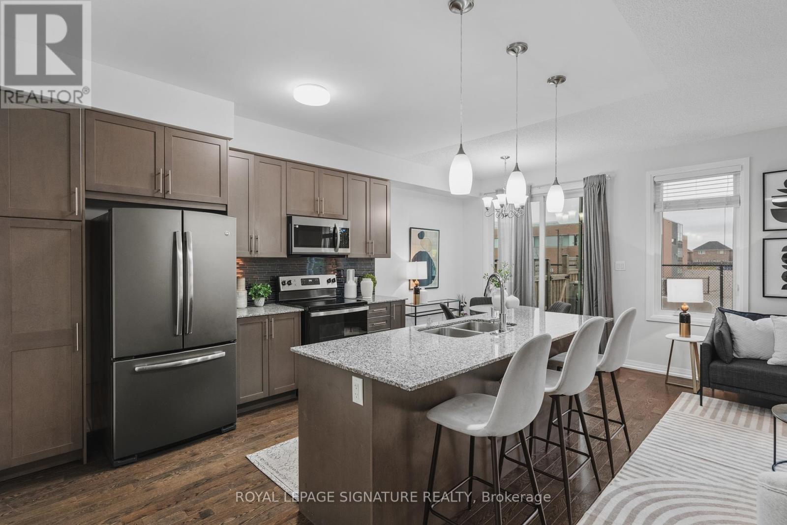 763 Banks Crescent, Milton, Ontario  L9T 9A3 - Photo 8 - W12152470