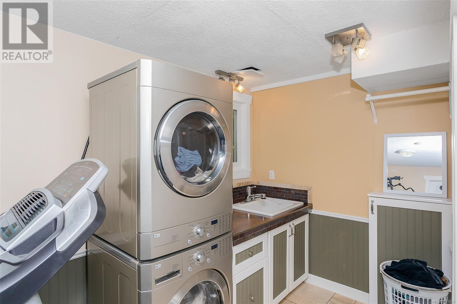621 Seventh St, Nanaimo, British Columbia  V9R 5M7 - Photo 33 - 1001253