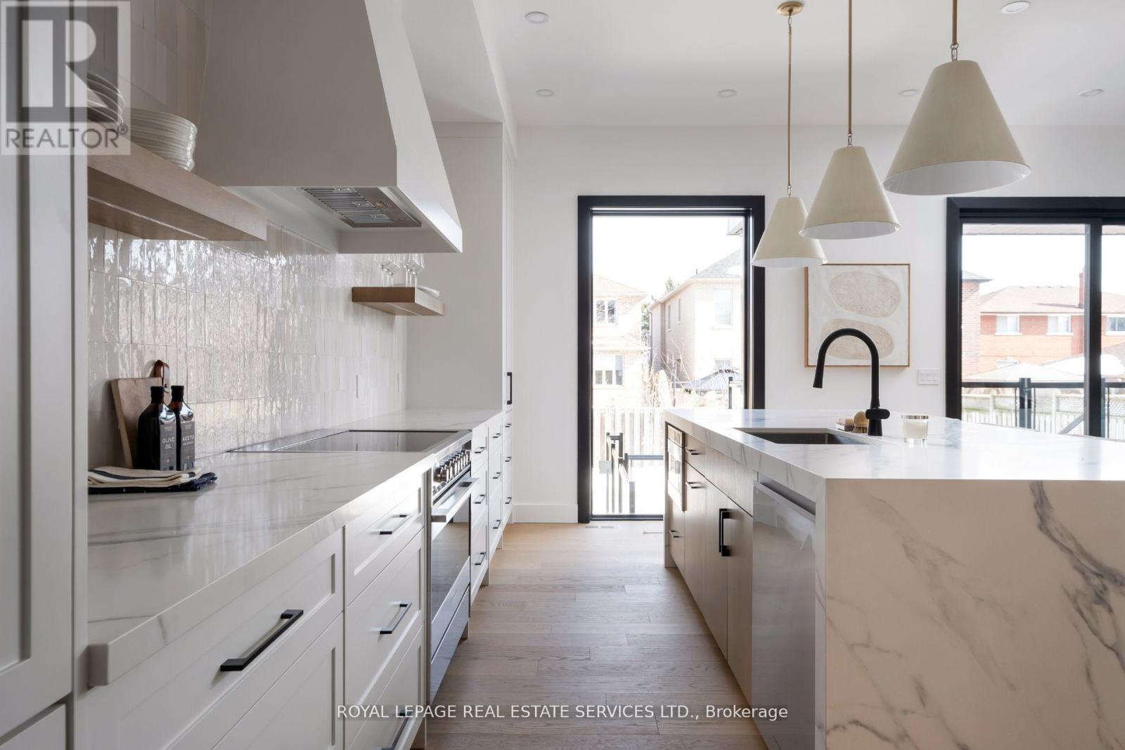 263 Thirtieth Street, Toronto, Ontario  M8W 3E2 - Photo 14 - W12166473