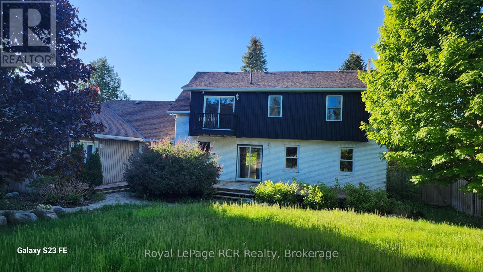 Property at 11 BLACKBURN AVENUE image 3