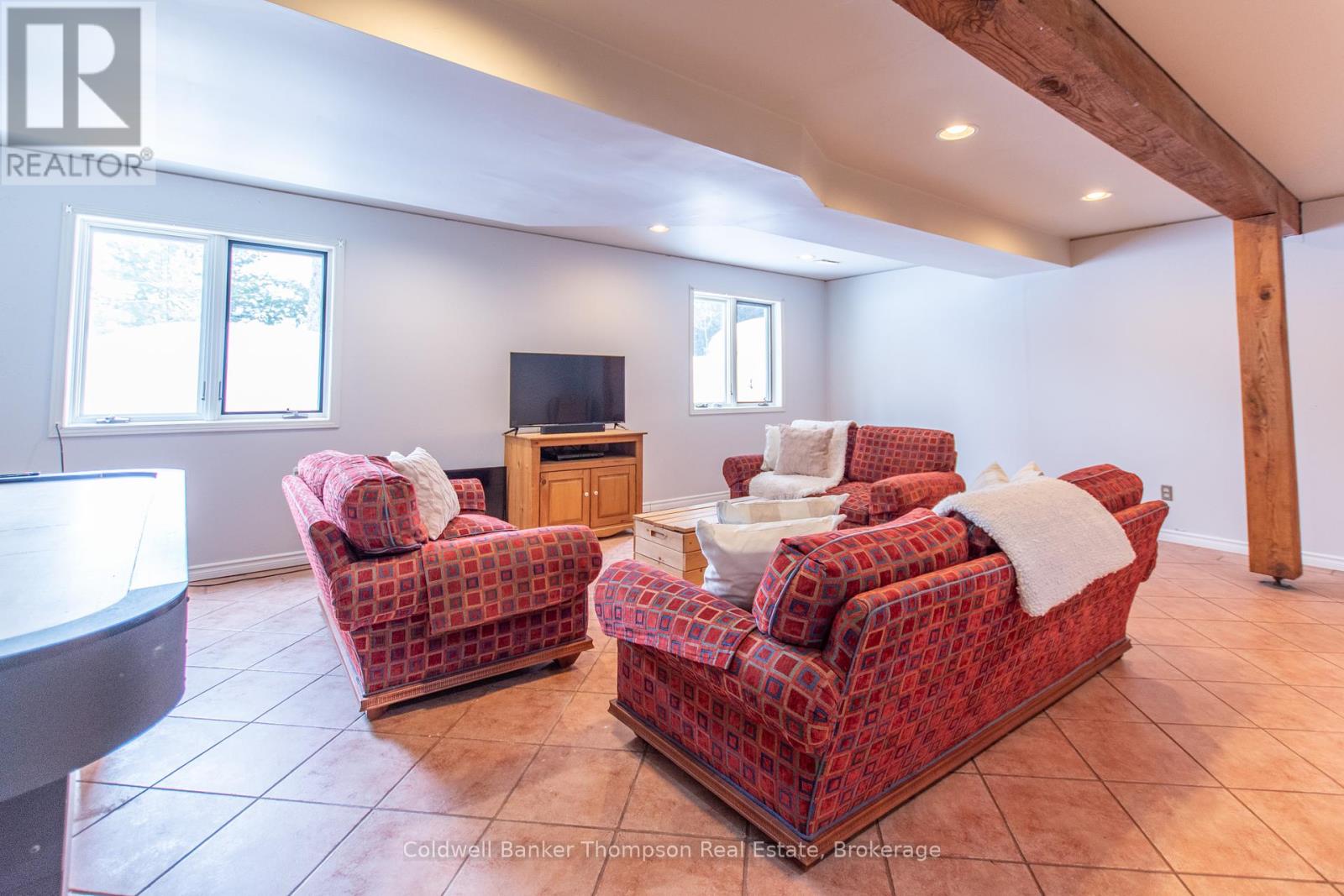 43 Hiawatha Drive, Huntsville, Ontario  P0B 1L0 - Photo 40 - X12028134