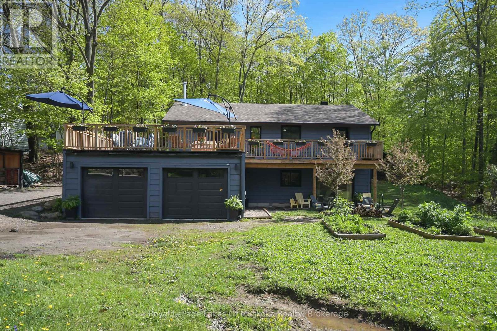 30 Todholm Drive, Muskoka Lakes, Ontario  P0B 1J0 - Photo 2 - X12162187