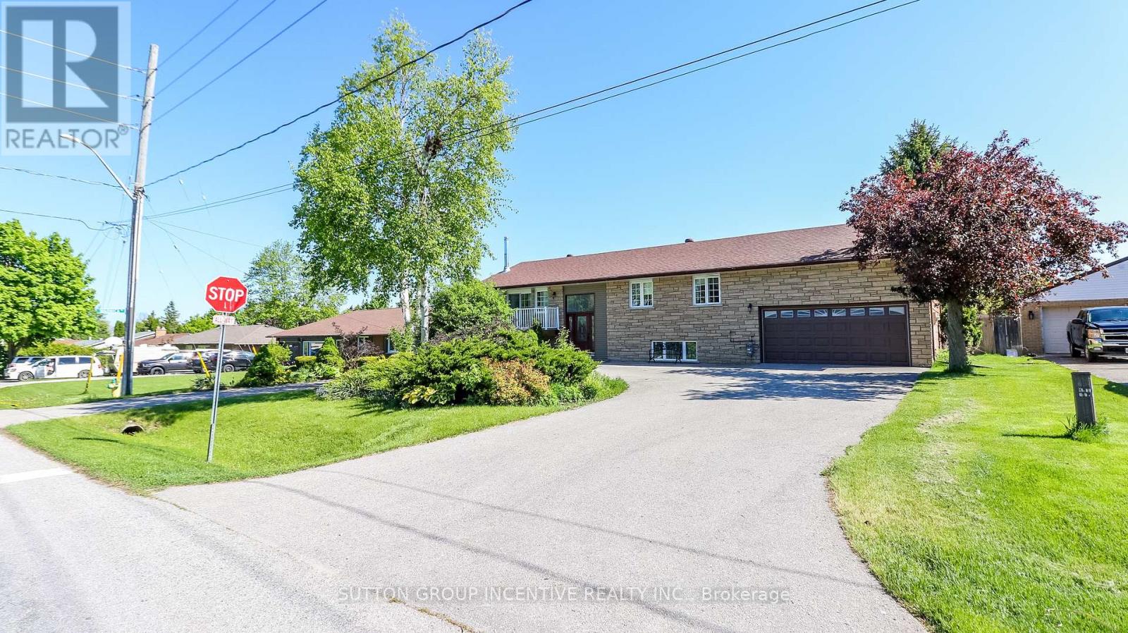 209 DODSON ROAD, Barrie, Ontario