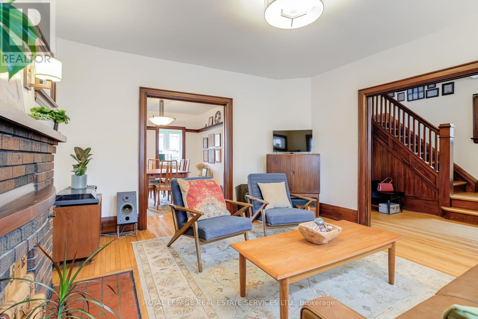 201 St Johns Road, Toronto, Ontario  M6P 1V3 - Photo 4 - W12178258