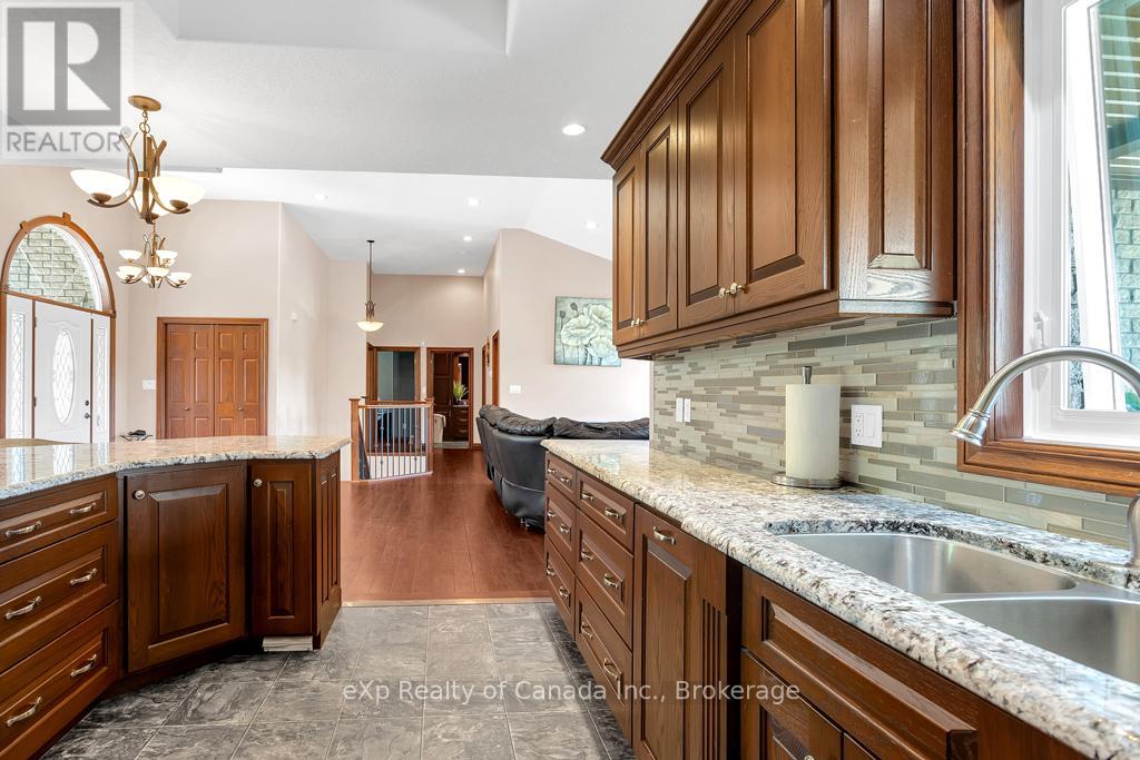 59 Windham 11 Road, Norfolk, Ontario  N0E 1H0 - Photo 22 - X12178524