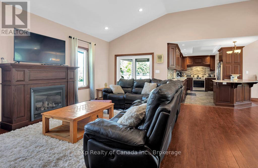 59 Windham 11 Road, Norfolk, Ontario  N0E 1H0 - Photo 23 - X12178524