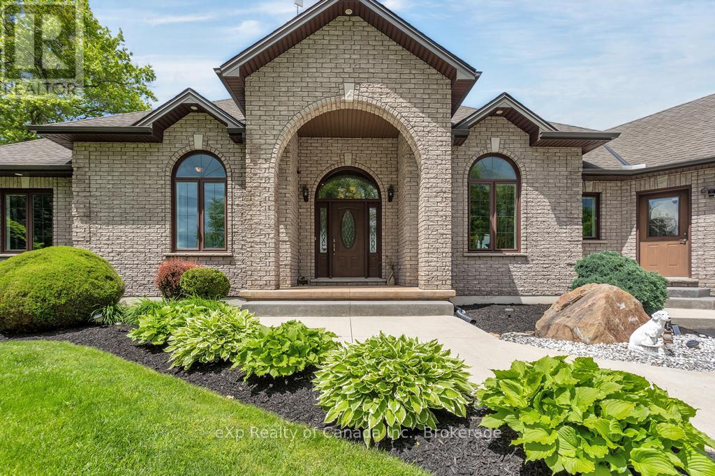 59 Windham 11 Road, Norfolk, Ontario  N0E 1H0 - Photo 7 - X12178524