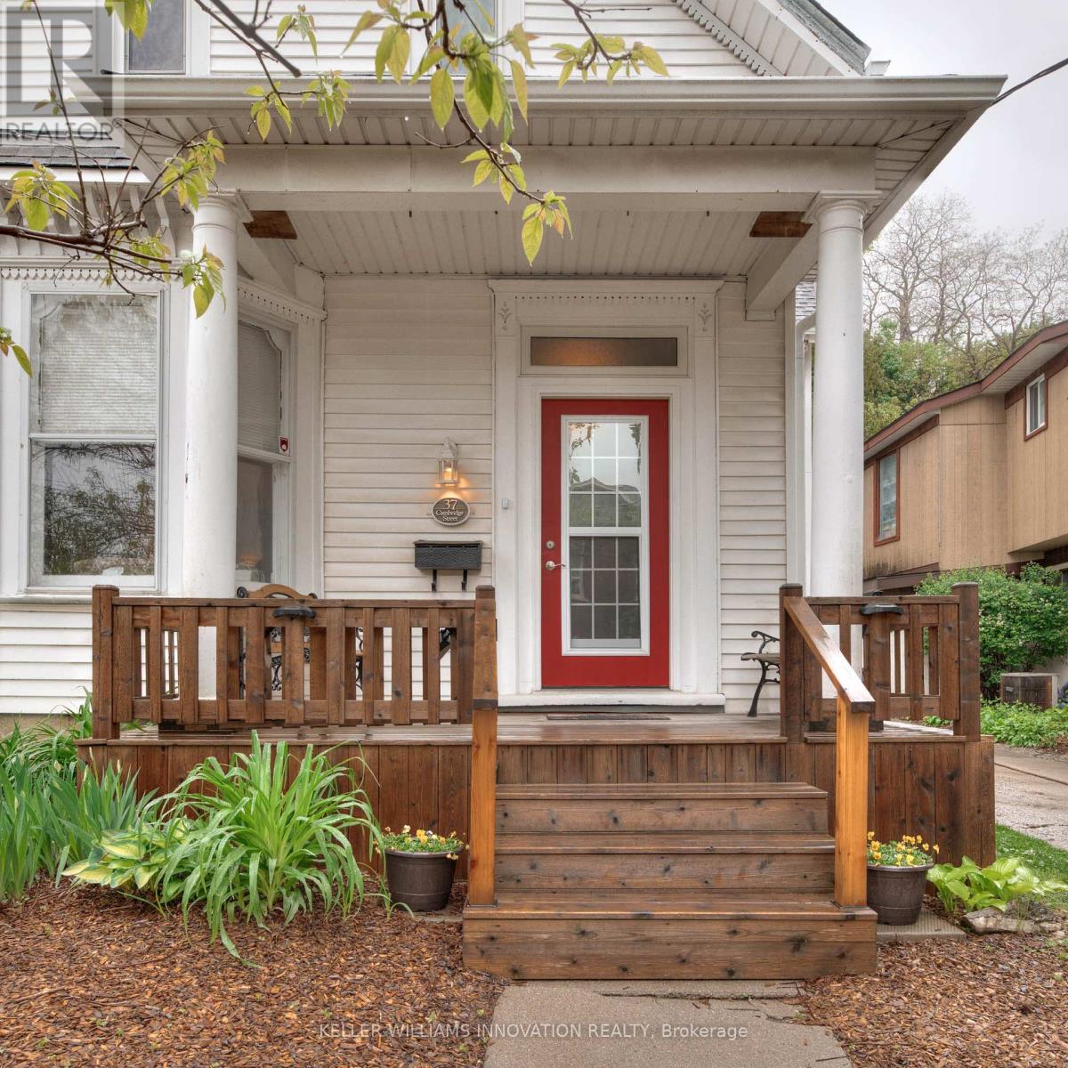 Property at 37 CAMBRIDGE STREET image 5