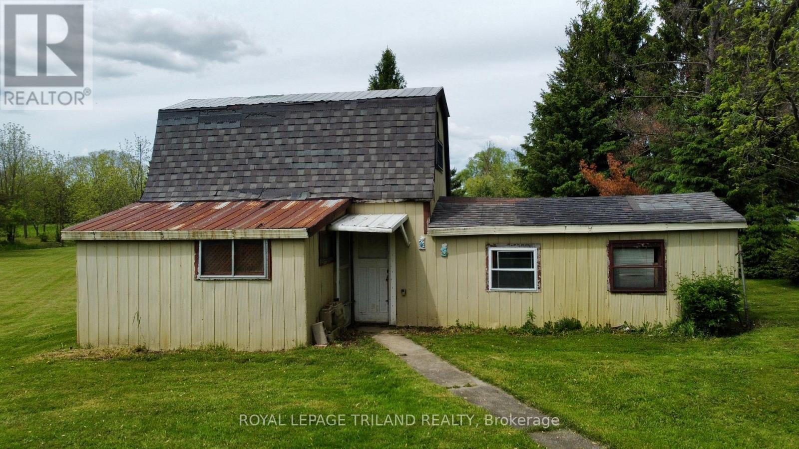 8444 Townsend Line, Lambton Shores, Ontario  N0M 1B0 - Photo 28 - X12178391