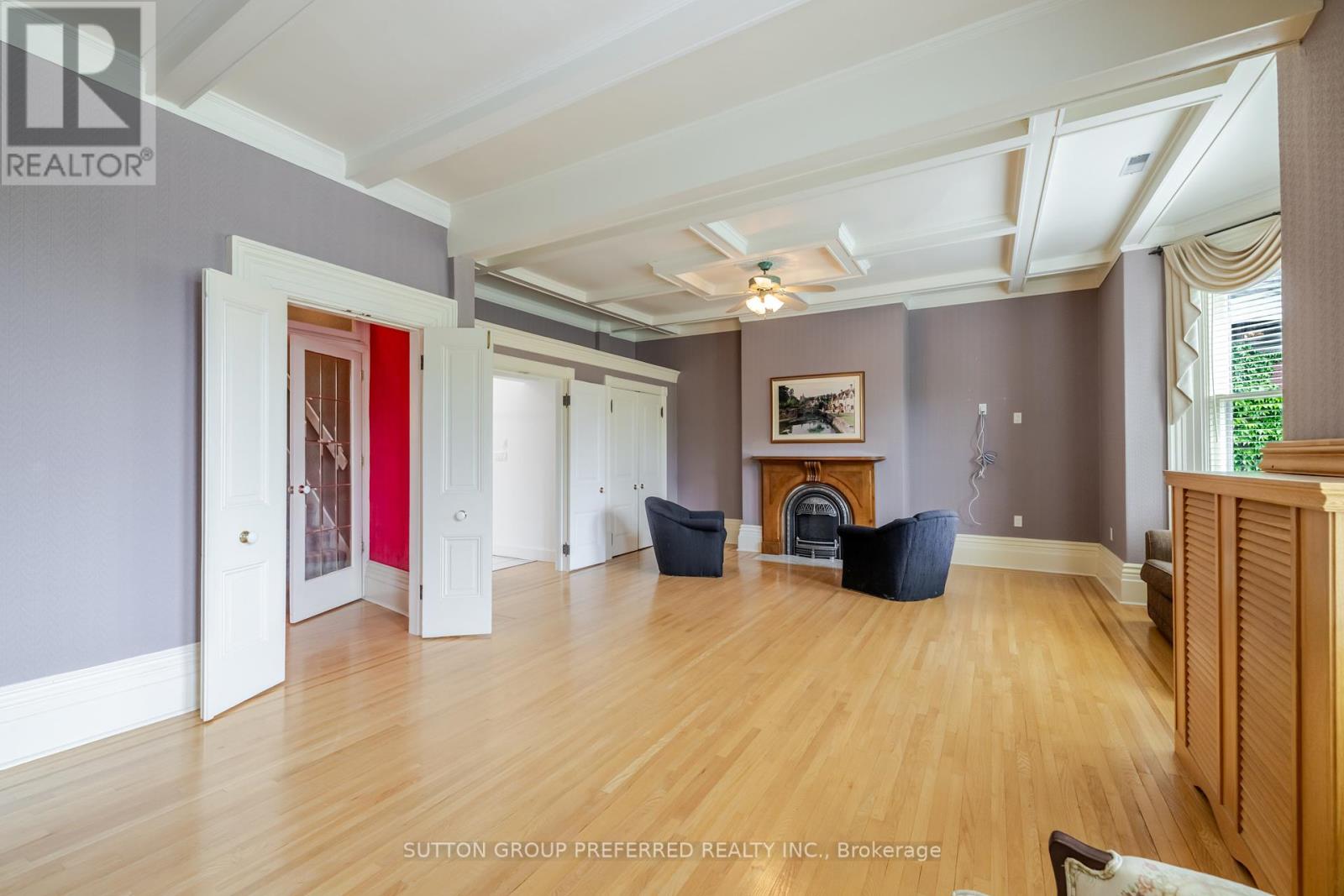 Photo 9 of 35 for 554 Waterloo Street