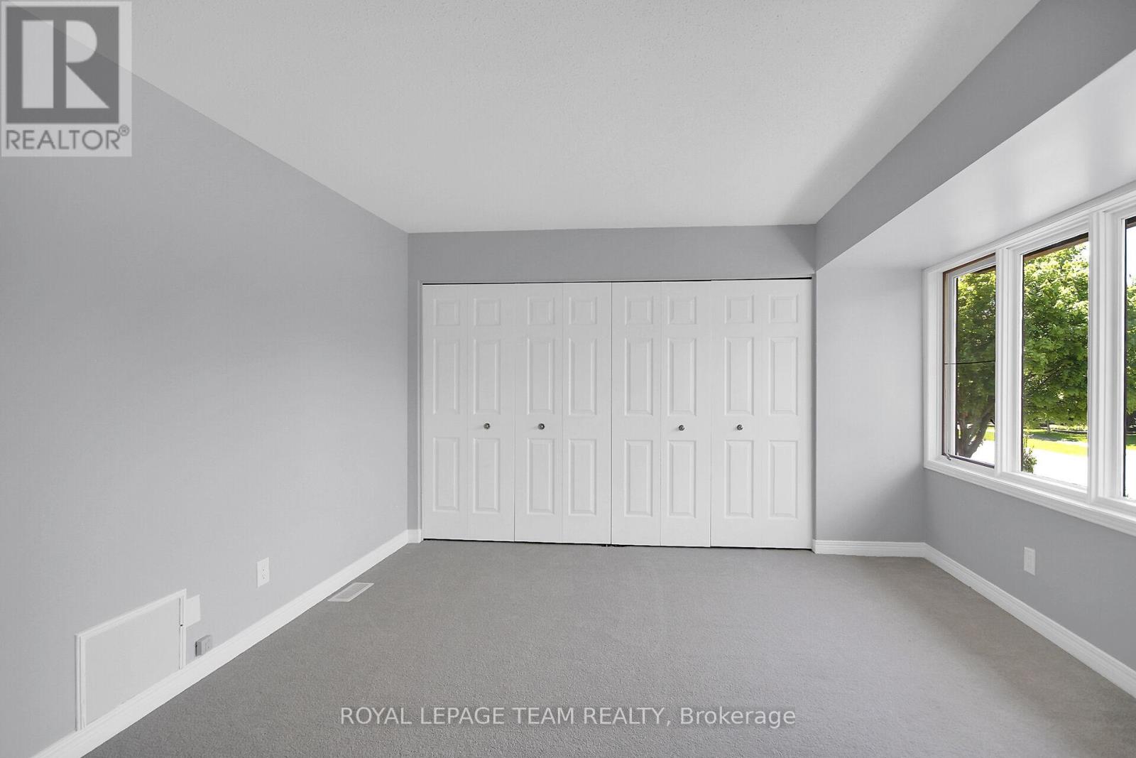 181 Knudson Drive, Ottawa, Ontario  K2K 2C5 - Photo 27 - X12178378