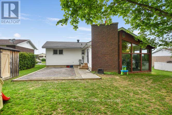 14 Island Park Drive, South Dundas, Ontario  K0E 1K0 - Photo 8 - X12178472