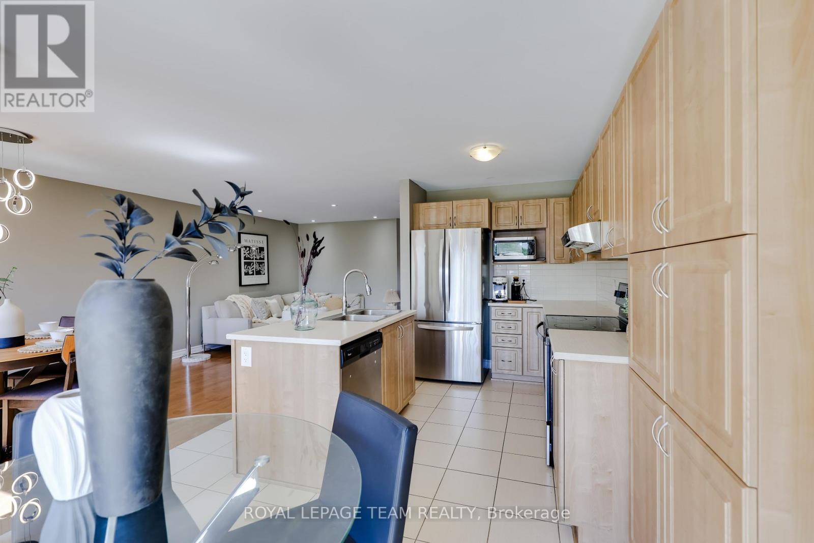 458 Brettonwood Ridge, Ottawa, Ontario  K2T 0K7 - Photo 22 - X12178482