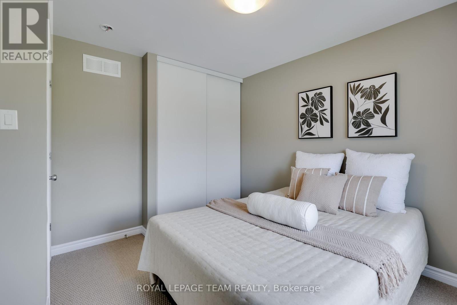 458 Brettonwood Ridge, Ottawa, Ontario  K2T 0K7 - Photo 31 - X12178482