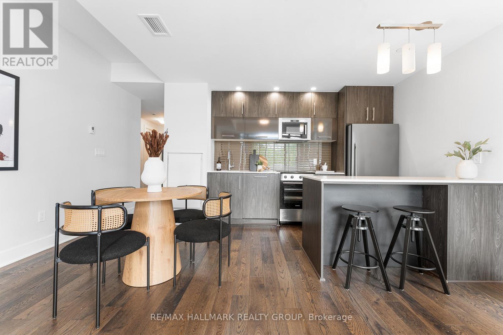 217 - 255 Bay Street, Ottawa, Ontario  K1R 0C5 - Photo 17 - X12178528