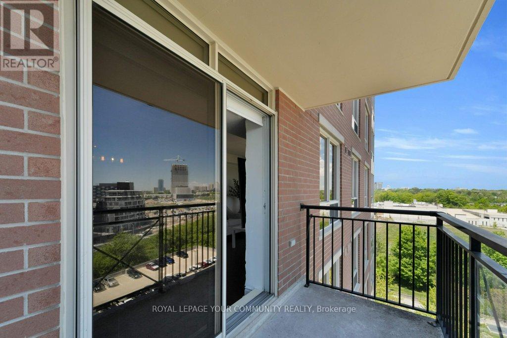 1009 - 1103 Leslie Street, Toronto, Ontario  M3C 4G8 - Photo 29 - C12177920