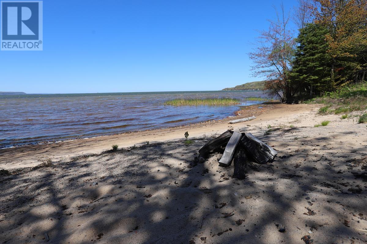 937 Sunnyside Beach Rd, Sault Ste. Marie, Ontario  P6A 6K4 - Photo 10 - SM251277