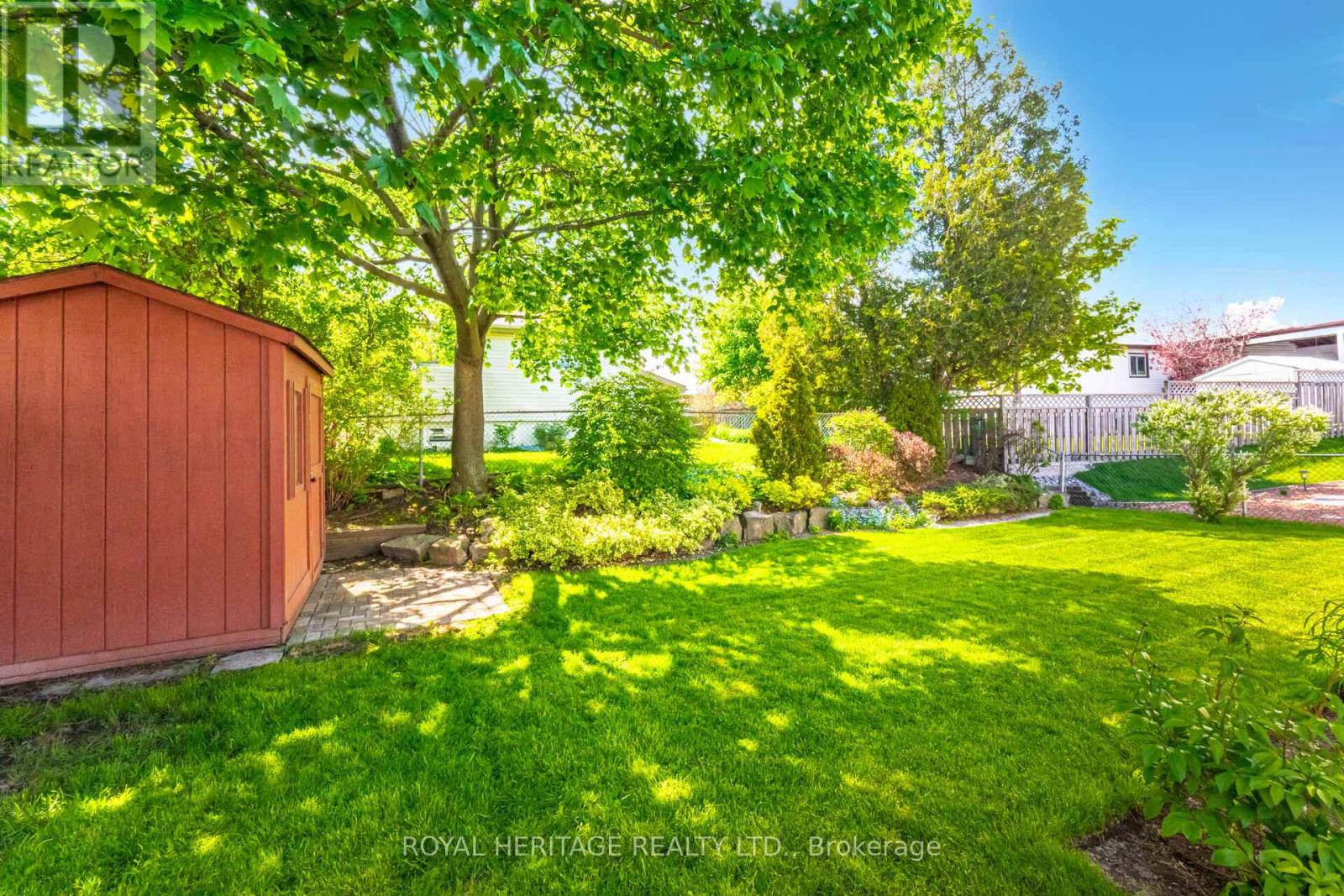 808 Batory Avenue, Pickering, Ontario  L1W 2W3 - Photo 21 - E12178383