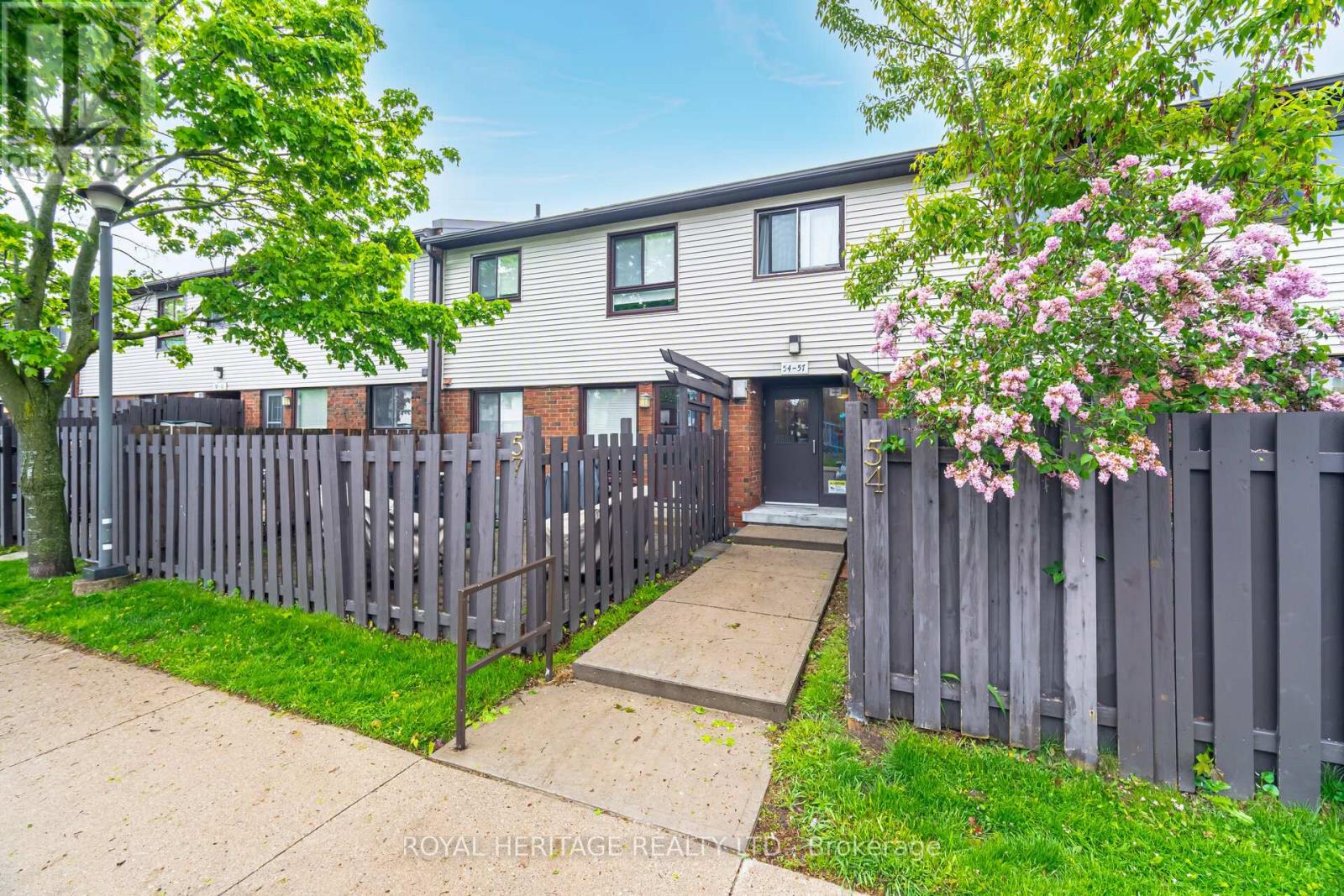 56 - 960 GLEN STREET, Oshawa, Ontario