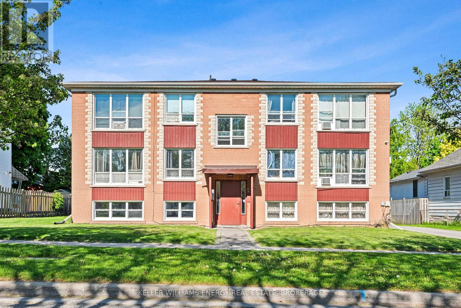 1-6 - 117 Cromwell Avenue, Oshawa (Vanier), Ontario  L1J 4T5 - Photo 1 - E12178464