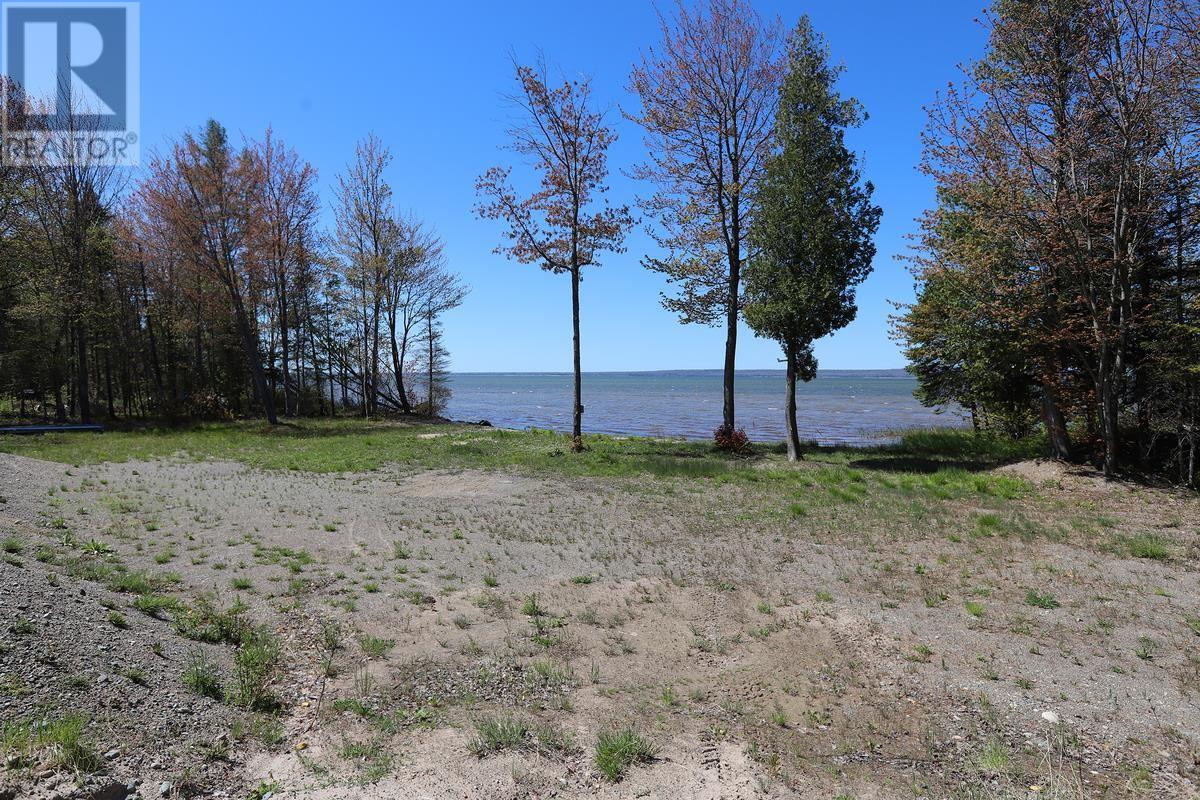 937 Sunnyside Beach Rd, Sault Ste. Marie, Ontario  P6A 6K4 - Photo 9 - SM251277