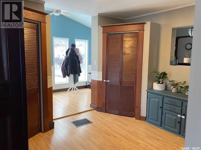 533 Manitoba Avenue, Kerrobert, Saskatchewan  S0L 1R0 - Photo 14 - SK994189