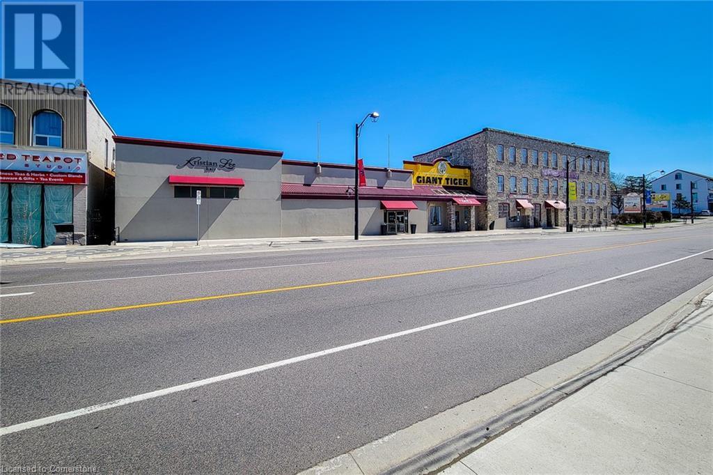 927 King Street E, Cambridge, Ontario  N3H 3P4 - Photo 1 - 40723624