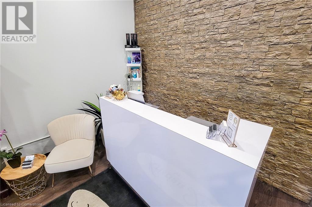 927 King Street E, Cambridge, Ontario  N3H 3P4 - Photo 9 - 40723624