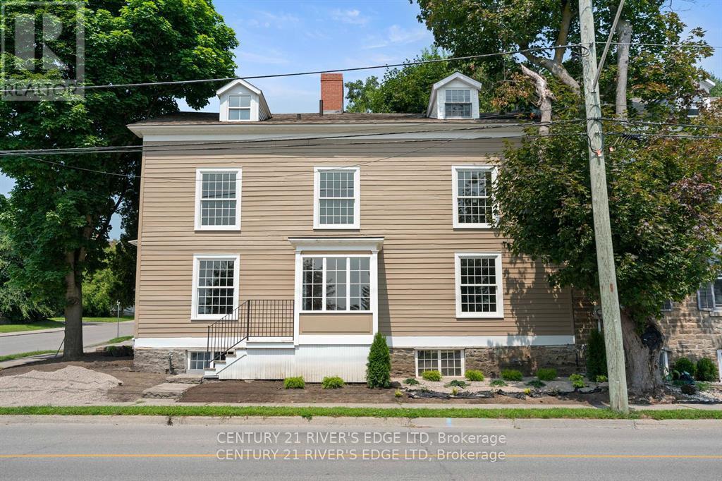 3 PARK STREET E, Brockville, Ontario