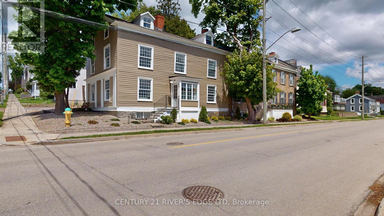 3 Park Street E, Brockville, Ontario  K6V 2G1 - Photo 23 - X12178350