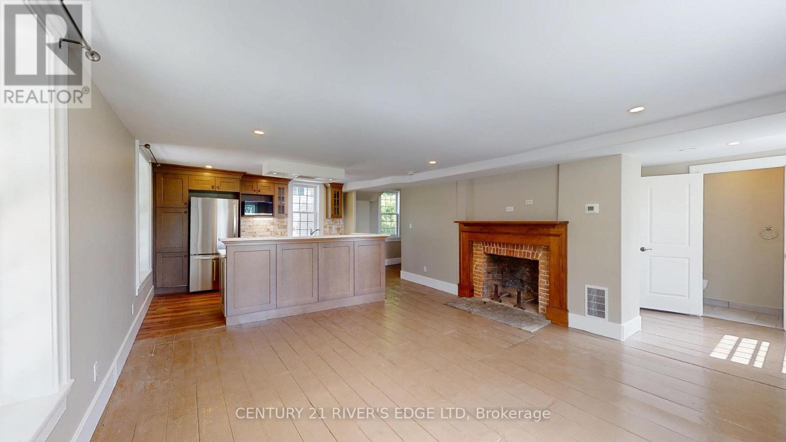 3 Park Street E, Brockville, Ontario  K6V 2G1 - Photo 24 - X12178350