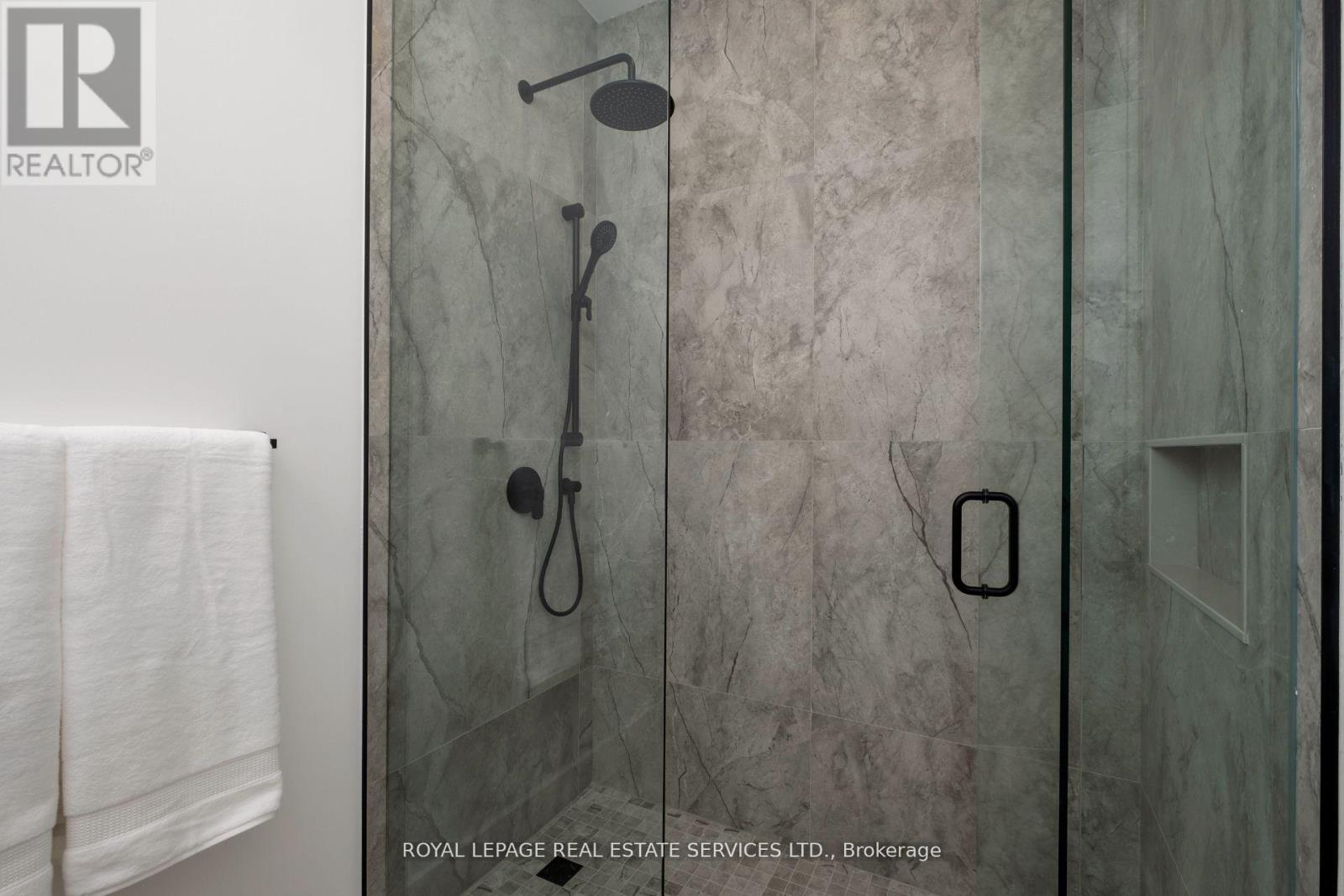 263 Thirtieth Street, Toronto, Ontario  M8W 3E2 - Photo 34 - W12166473