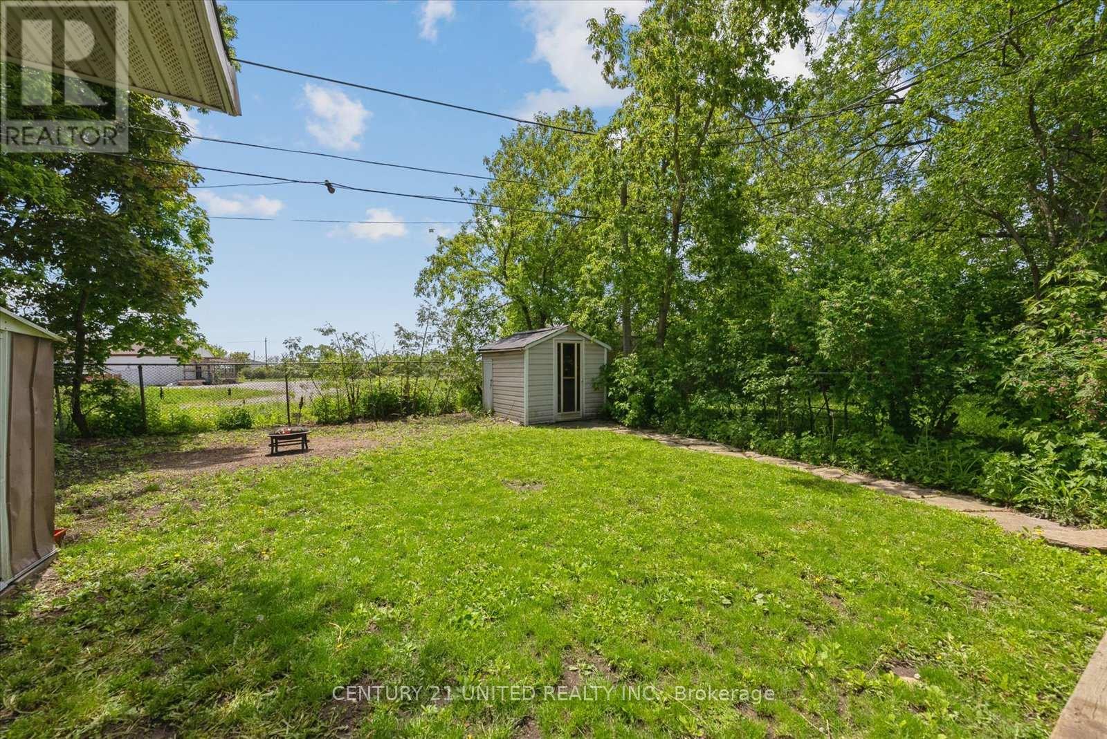 743 St Marys Street, Peterborough Central, Ontario K9J 4H1 - Photo 47 - X12178487