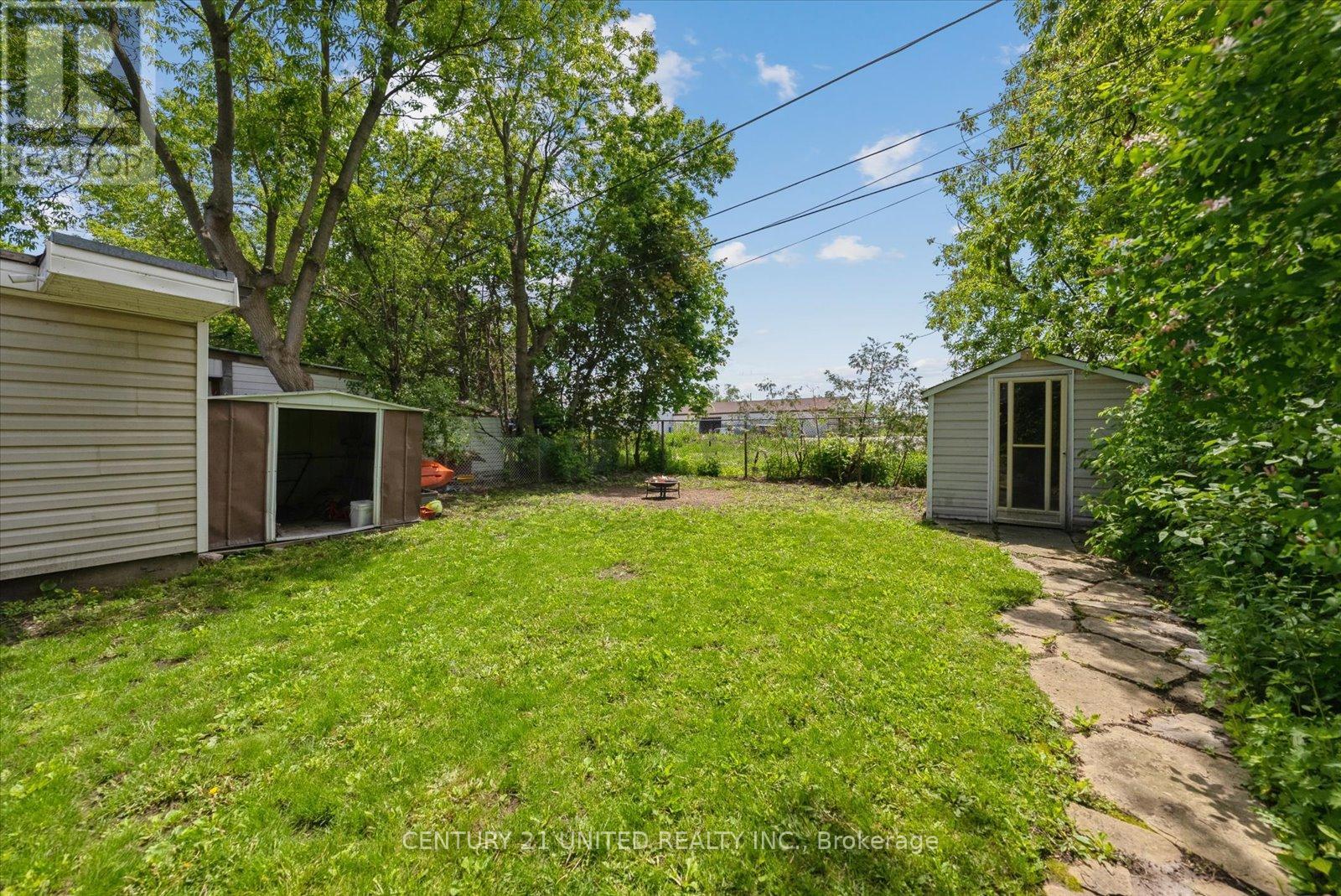 743 St Marys Street, Peterborough Central, Ontario K9J 4H1 - Photo 48 - X12178487