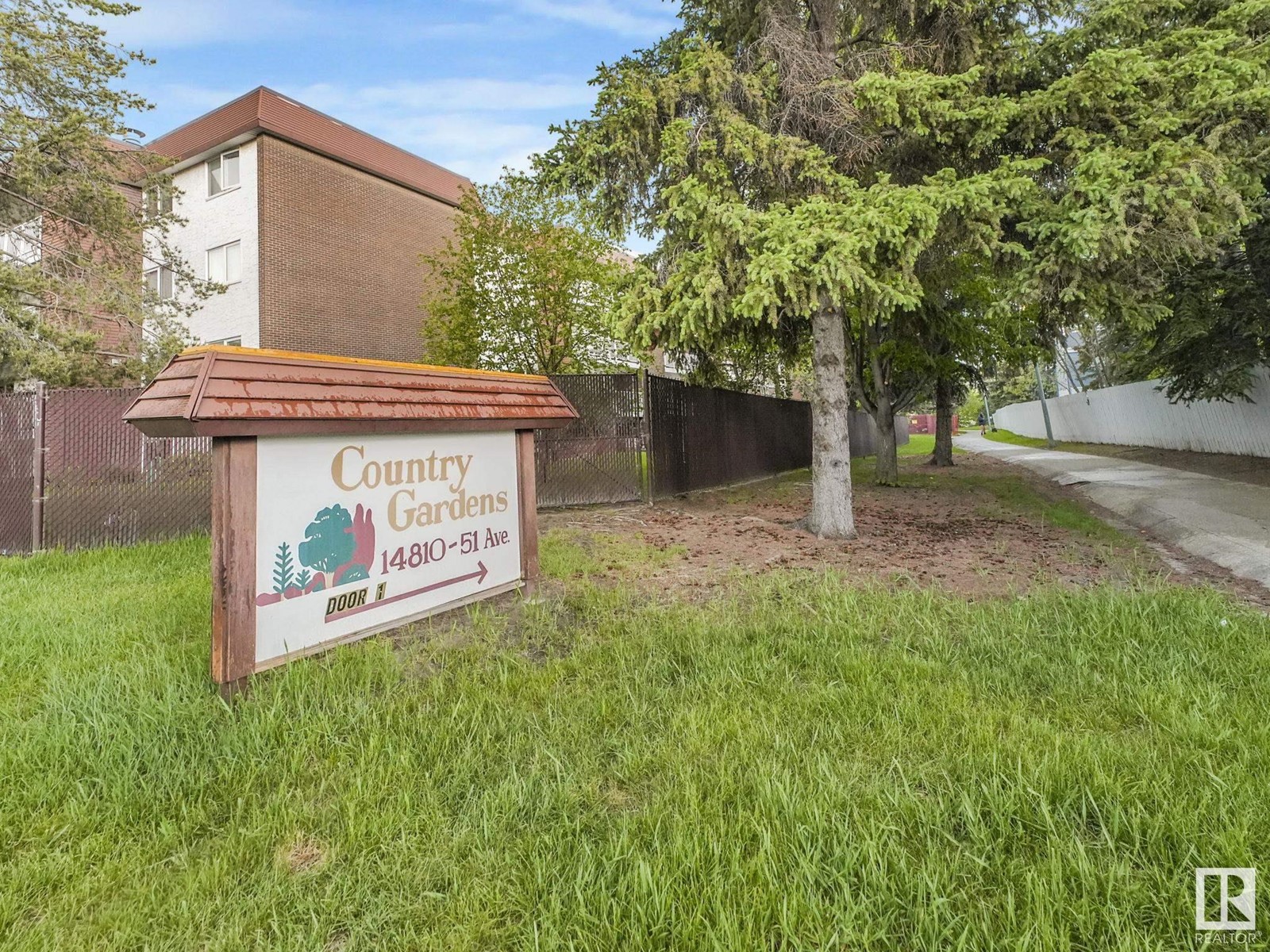 #207 14810 51 AV NW, Edmonton, Alberta
