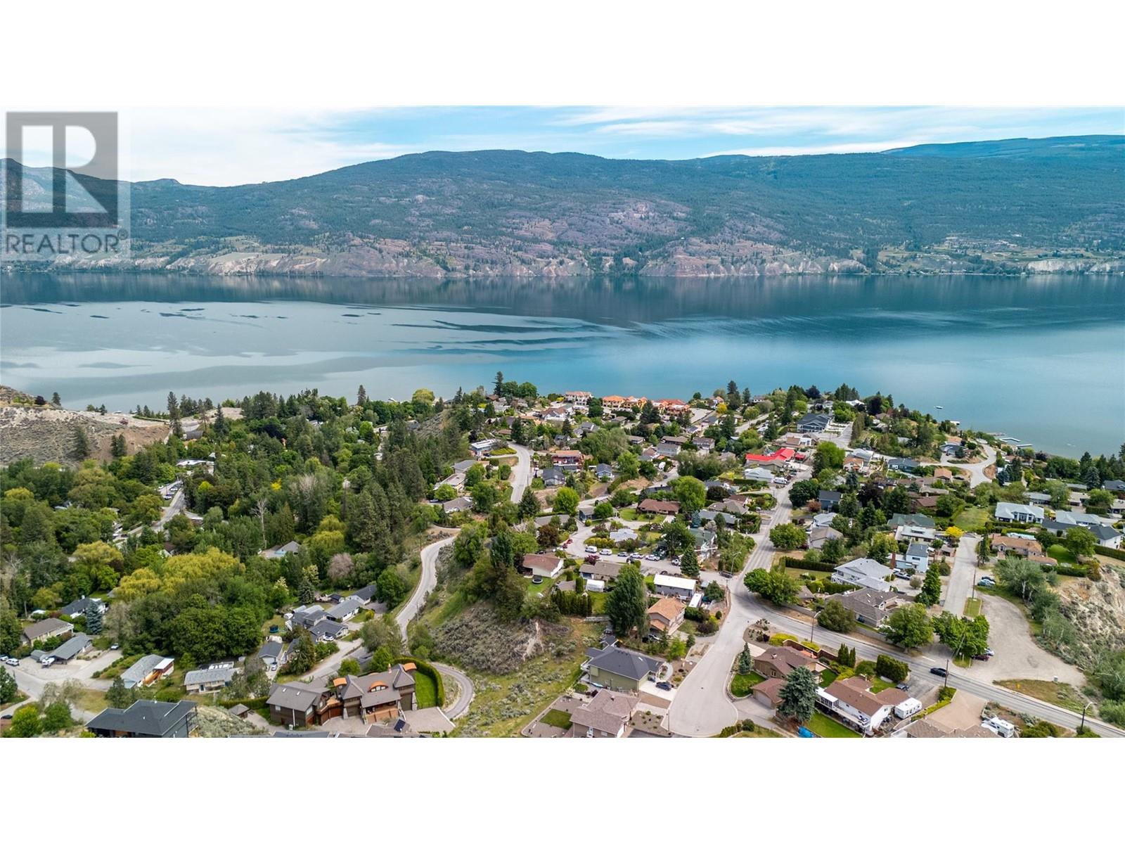 6528 Lipsett Crescent, Summerland, BC V0H1Z1