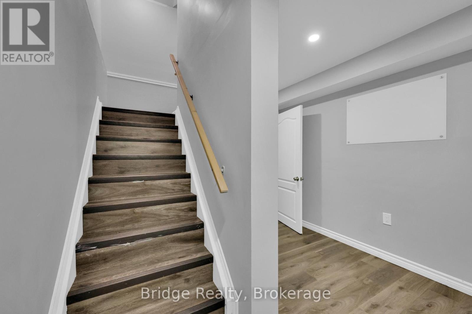 483 Champlain Avenue, Woodstock, Ontario N4V 0A7 - Photo 31 - X12174911