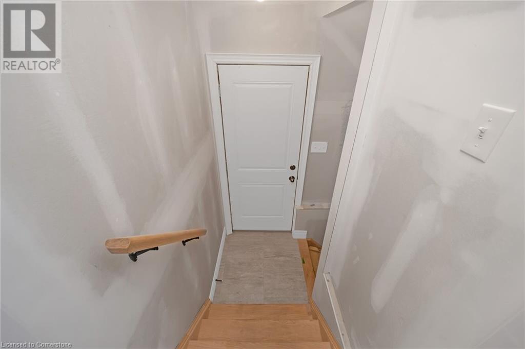 61 Eleanor Avenue, Hamilton, Ontario  L8W 1C7 - Photo 29 - 40734229