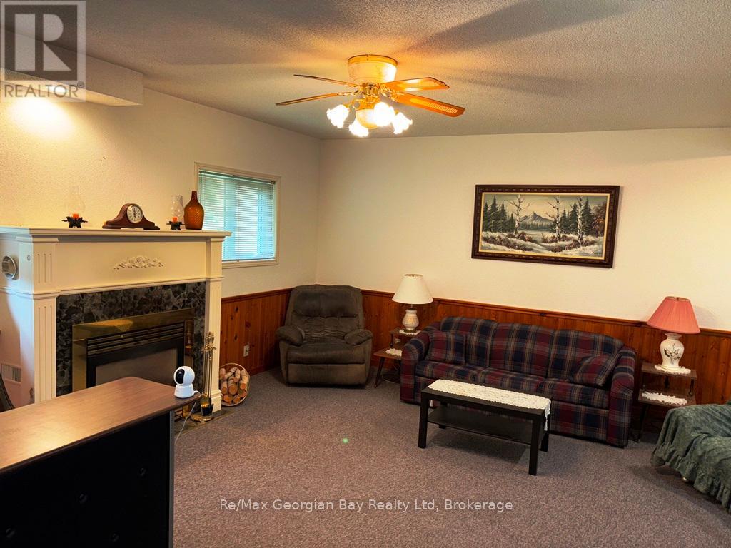 325 Ouida Street, Tay, Ontario  L0K 2C0 - Photo 22 - S12178372