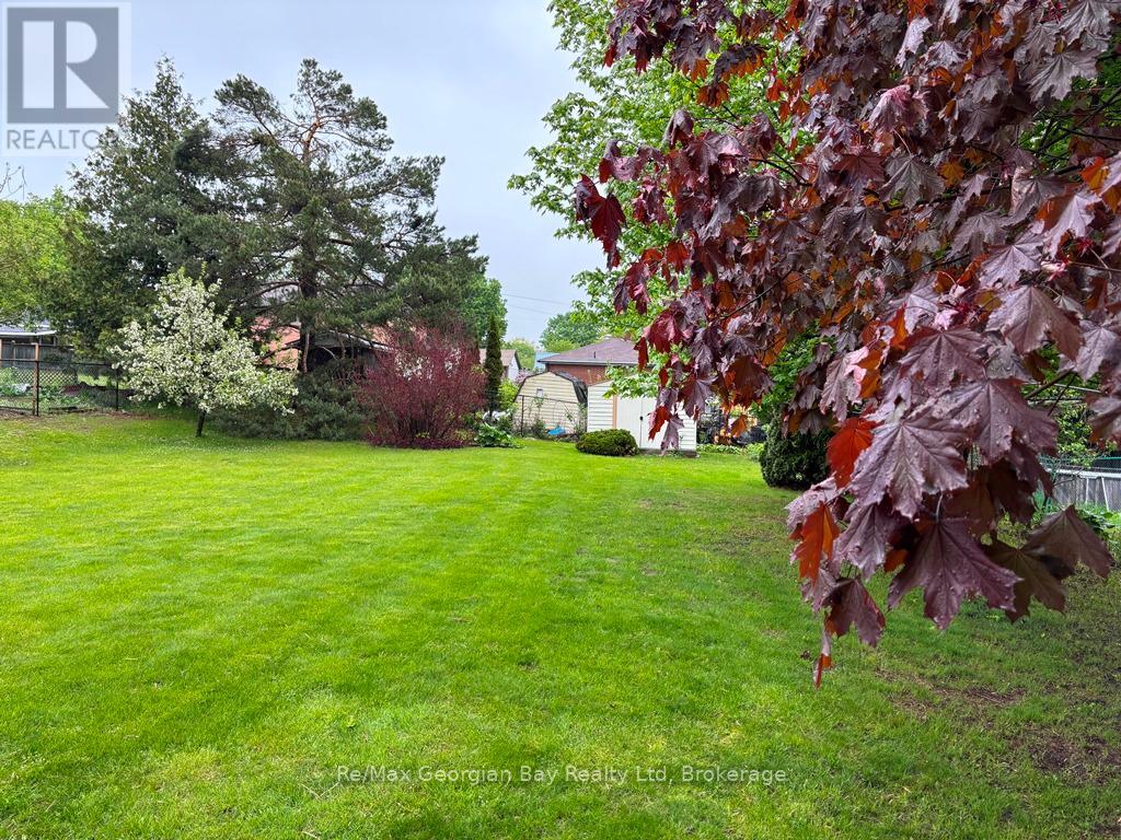 325 Ouida Street, Tay, Ontario  L0K 2C0 - Photo 28 - S12178372