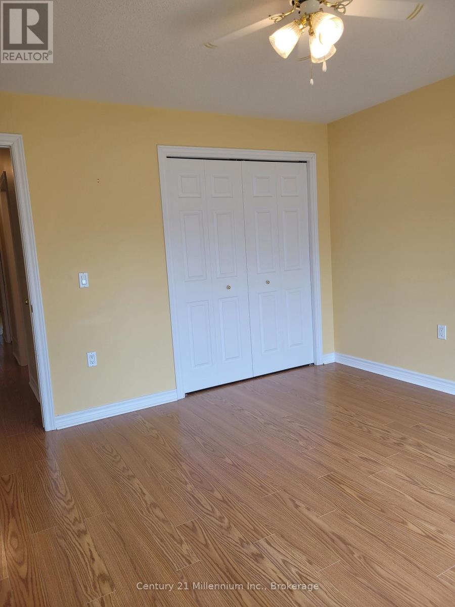 74 Pennsylvania Avenue, Wasaga Beach, Ontario  L9Z 3A8 - Photo 26 - S12178466