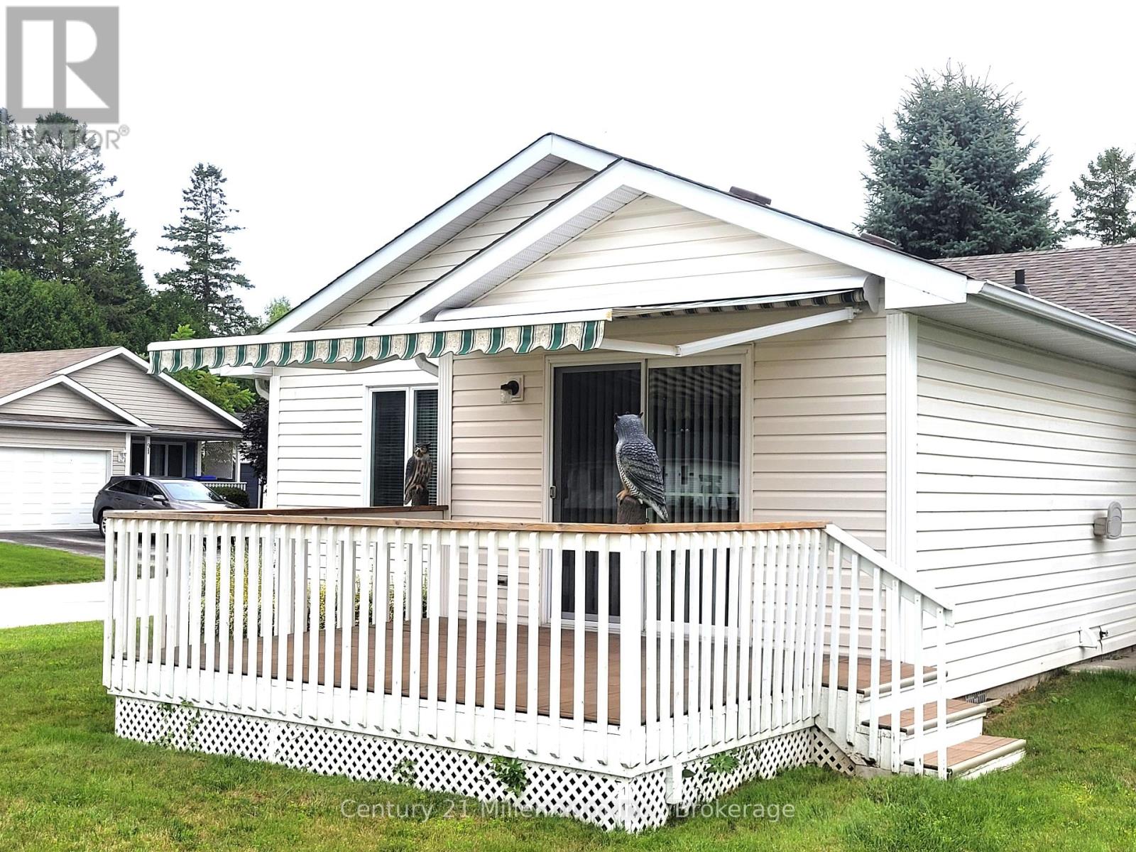 74 Pennsylvania Avenue, Wasaga Beach, Ontario  L9Z 3A8 - Photo 33 - S12178466