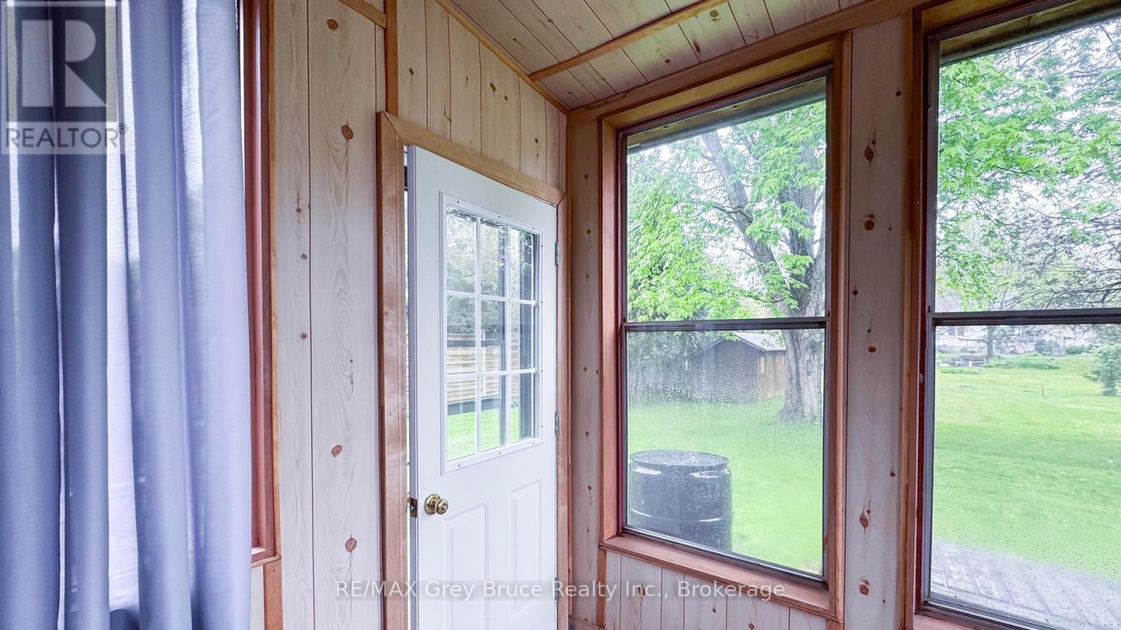 247 Albert Street S, West Grey, Ontario  N0G 1R0 - Photo 40 - X12178510