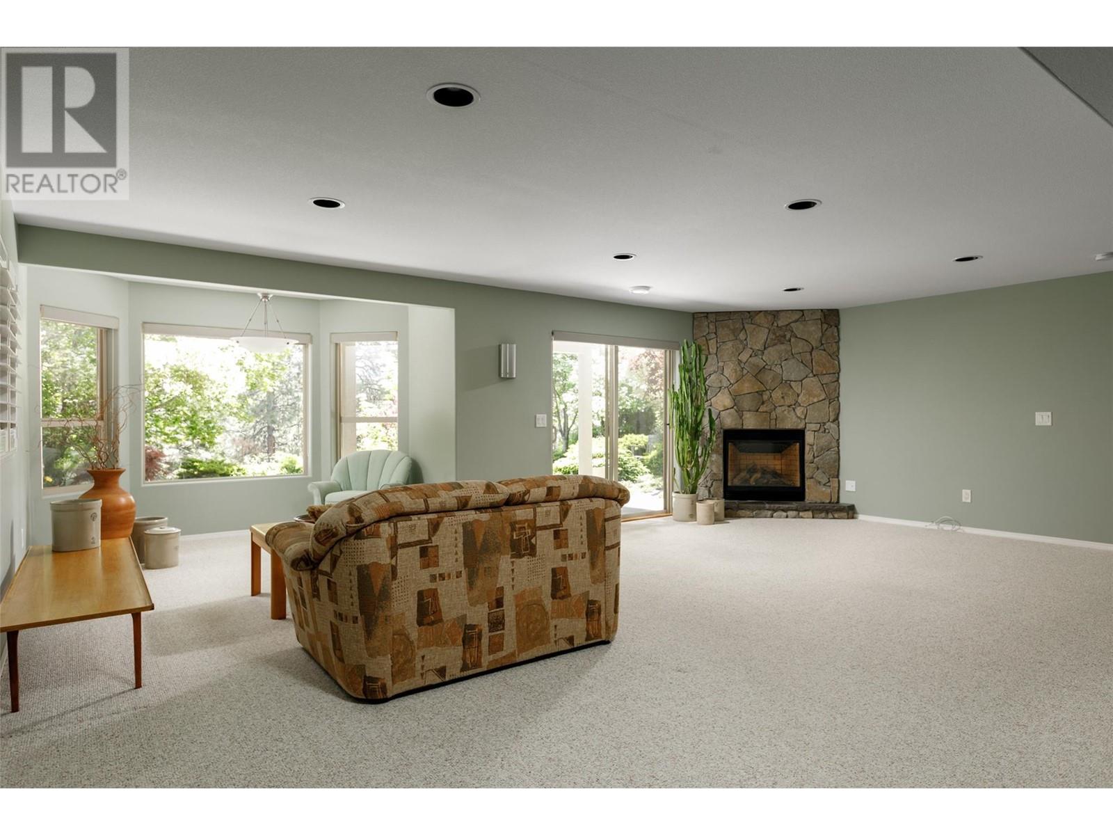 853 Westview Way, West Kelowna, British Columbia  V1Z 3Z3 - Photo 32 - 10349349