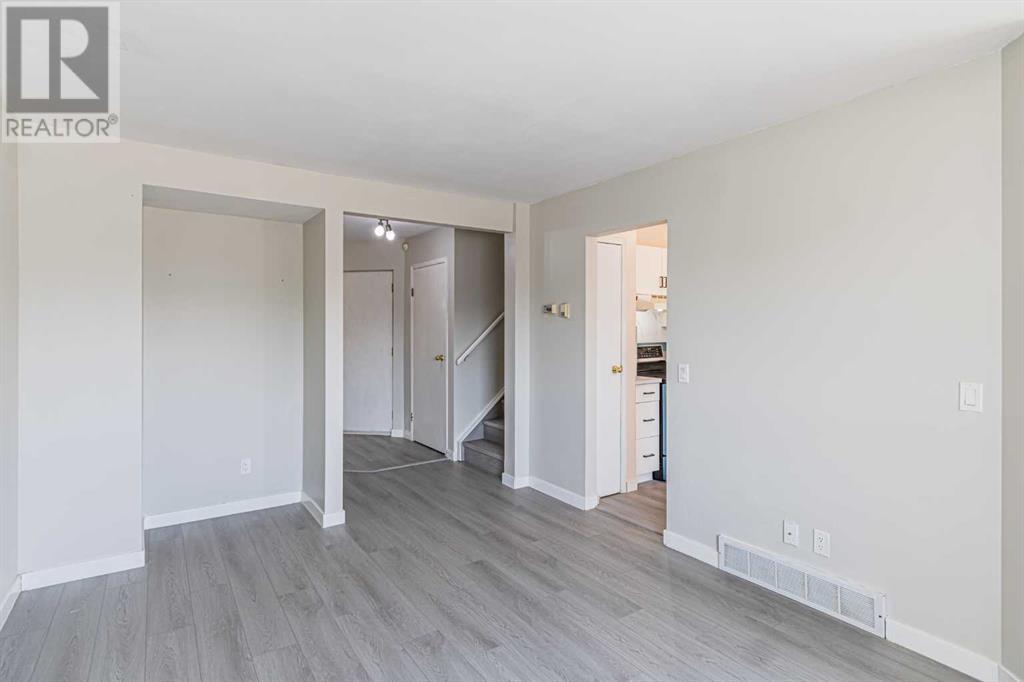 165 Sandpiper Lane Nw, Calgary, Alberta  T3K 4L7 - Photo 8 - A2224461