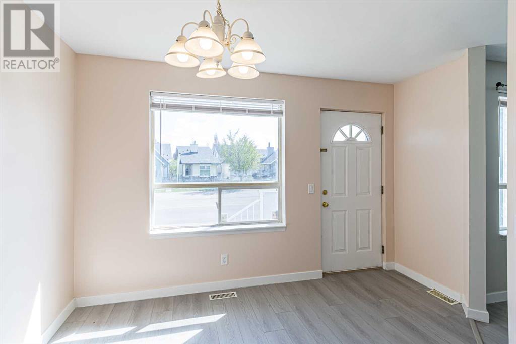 165 Sandpiper Lane Nw, Calgary, Alberta  T3K 4L7 - Photo 12 - A2224461
