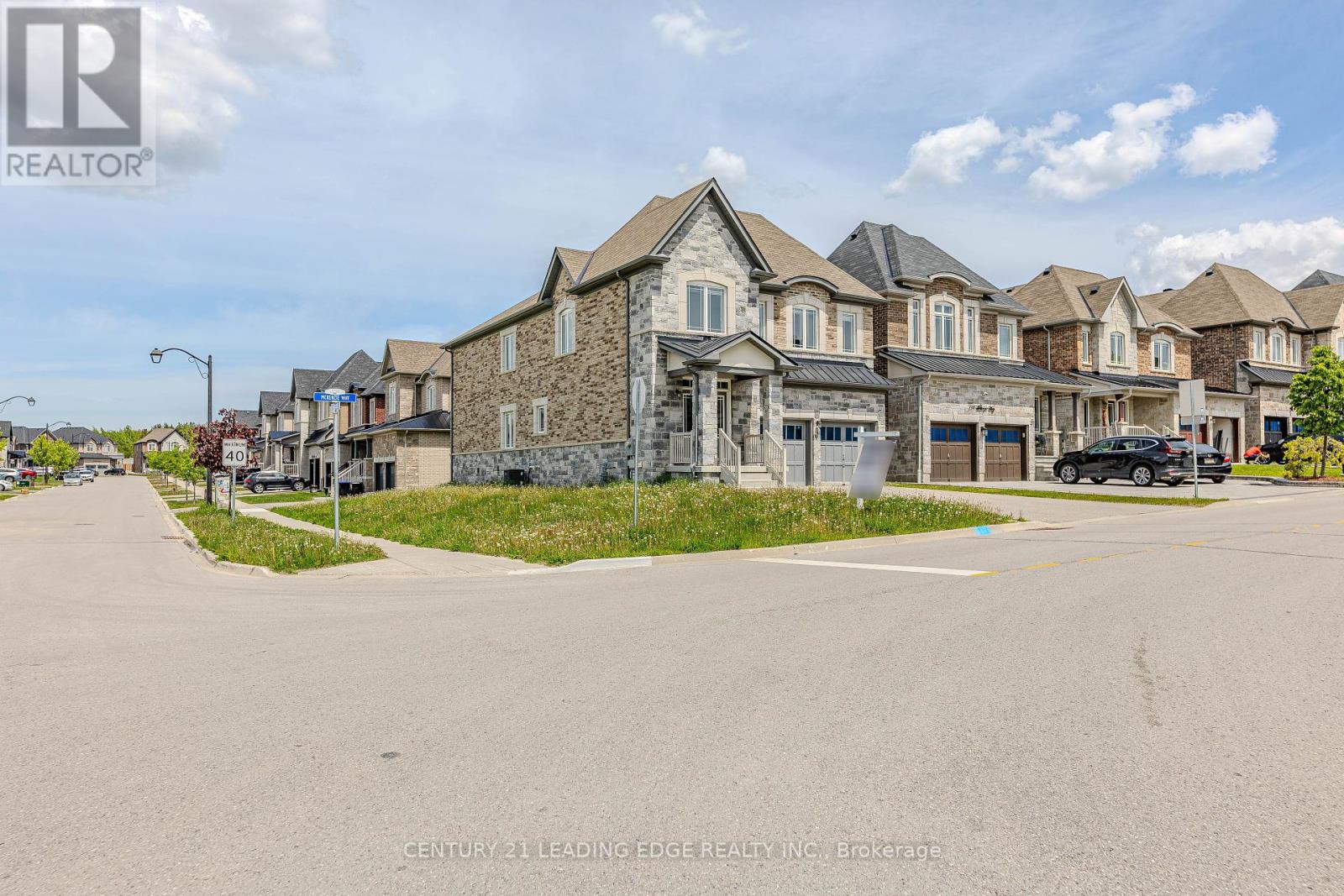 Property at 122 MCKENZIE WAY image 2