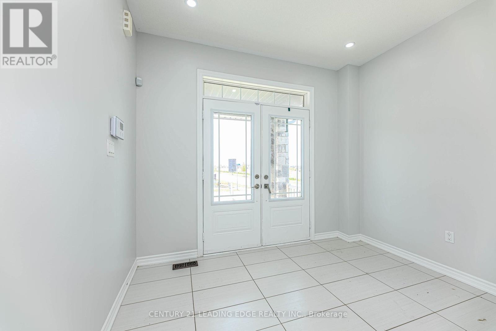 Property at 122 MCKENZIE WAY image 5