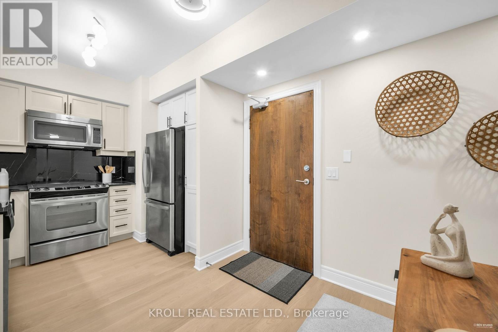 229 - 701 Sheppard Avenue W, Toronto, Ontario  M3H 0B2 - Photo 17 - C12178335