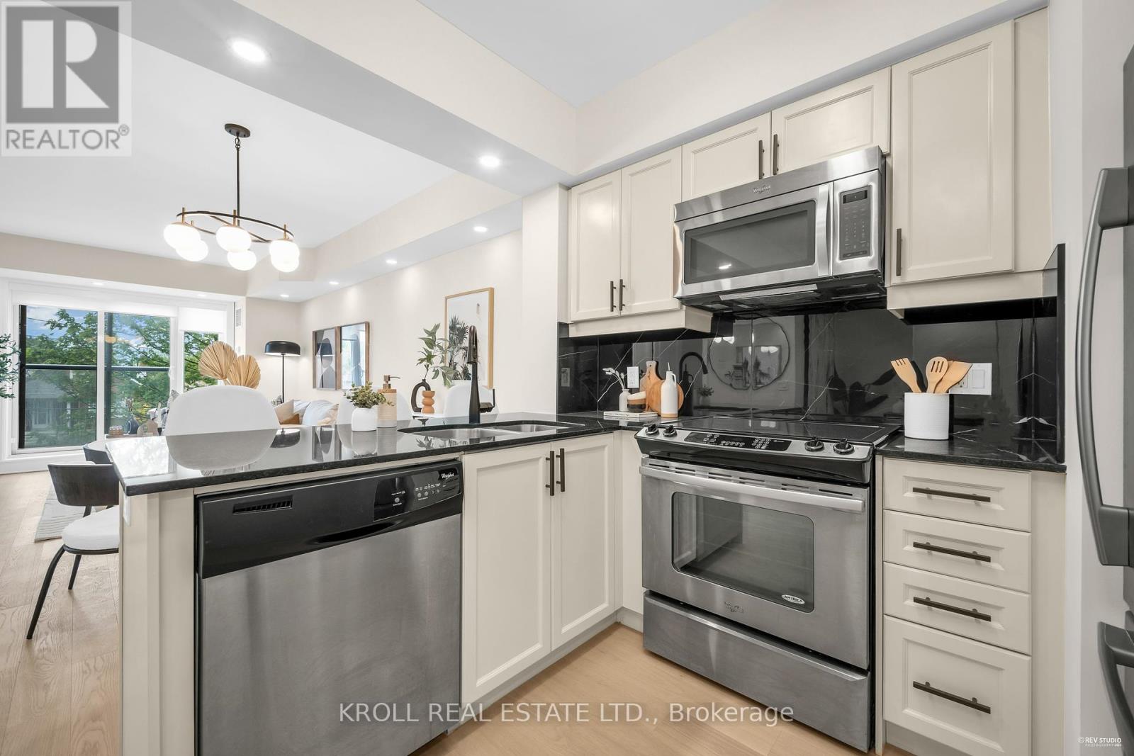 229 - 701 Sheppard Avenue W, Toronto, Ontario  M3H 0B2 - Photo 19 - C12178335